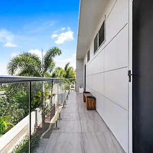 Holiday home Manor On Davis, Kawungan