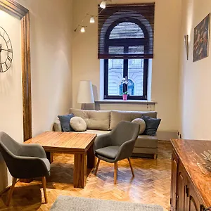 https://apartment-sare-11.krakowhotelspoland.com