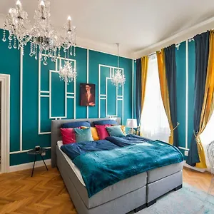 https://glamour-frida-apartment.praguehotelsweb.com