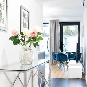 https://rayska-loft-krakow-by-as-apartments.krakowhotelspoland.com